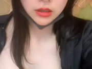 頂級網紅主播鏡頭前露奶露逼與狼友激情互動手指摳逼呻吟